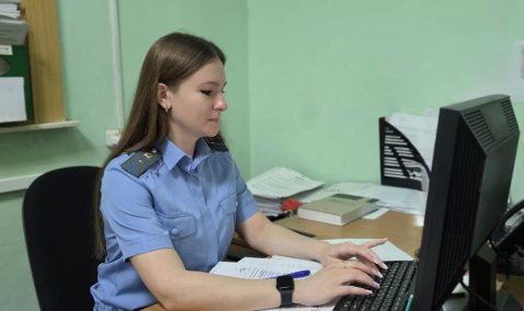 Судебные приставы заставили каширянина освободить самовольно занятую землю и снести постройки