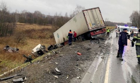 Один погибший и семеро пострадавших в результате страшного ДТП рядом с Каширой