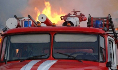 Пожар уничтожил дачный дом в поселке Зендиково