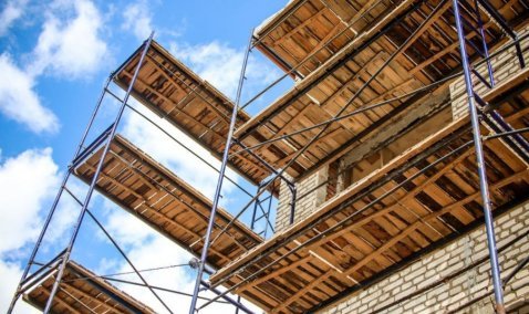 Проблемный ремонт Каширской школы №9 обещают завершить до 1 сентября