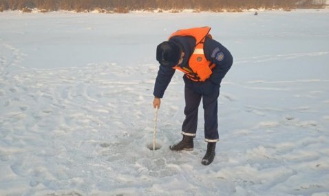 Толщина льда на Оке у Каширы превысила безопасный минимум