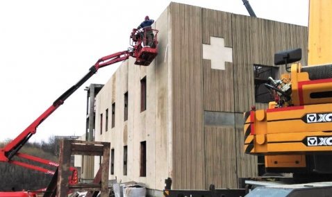 Более полусотни рабочих завершают строительство подстанции скорой помощи в Кашире