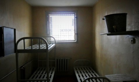 В Кашире бывший правоохранитель не смог отсудить компенсацию за содержание в общей камере СИЗО