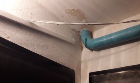 Жители нескольких домов Каширы и Ожерелья недовольны качеством ремонта подъездов