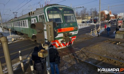 Водитель BMW погиб в столкновении с поездом Москва - Кашира