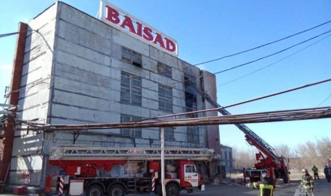 На «Байсаде» в Кашире горел огромный бункер с мукой
