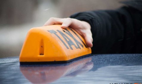 В поселке Большое Руново напали на таксиста и угнали авто