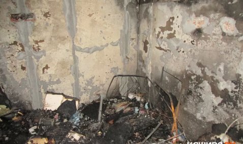 Женщина погибла в сгоревшей квартире в деревне Тарасково