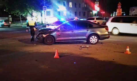 Мотоциклист пострадал в столкновении с автомобилем Volkswagen у Спортклуба «Кашира»