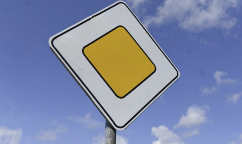 Приоритет проезда изменят на перекрестке в городском округе Кашира