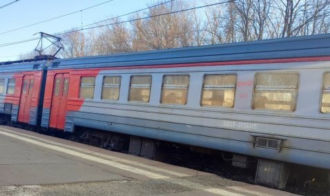 Каширские электрички следовали с опозданием из-за поврежденной БПЛА железной дороги