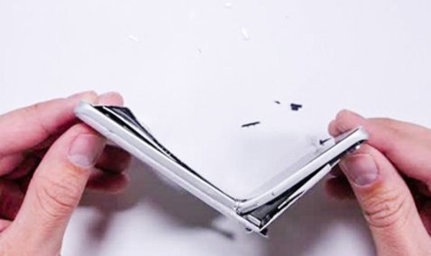 Каширянина, сломавшего мобильный телефон сожительницы, приговорили к условному сроку заключения