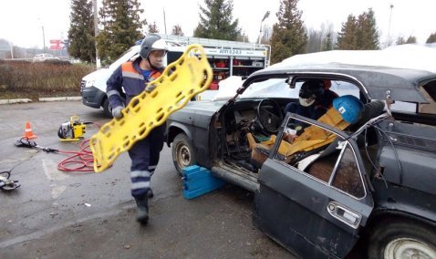 Каширские спасатели отрабатывают навыки профессиональной подготовки