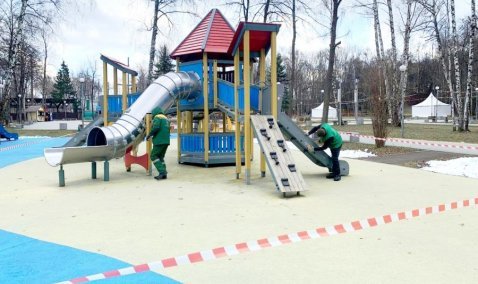 Прогулки в парках и на набережной Каширы будут небезопасны в среду