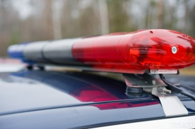 Оба водителя госпитализированы в результате столкновения двух автомобилей