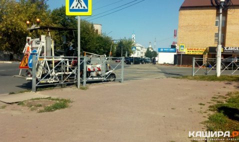 На улицах Каширы устанавливают ограждения для безопасности пешеходов