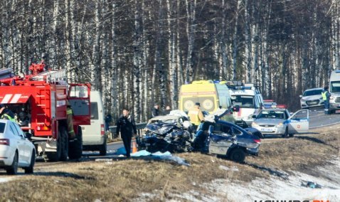 Авария на трассе Кашира – Озеры: трое погибших, за жизнь троих борются медики