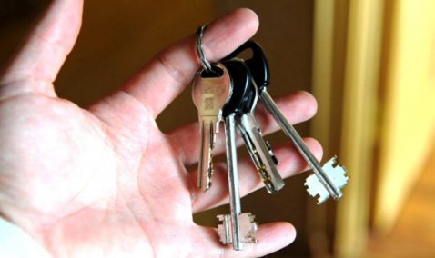 Свидетельства на приобретение жилья начинают вручать в Подмосковье, в списке – одна семья из Каширы