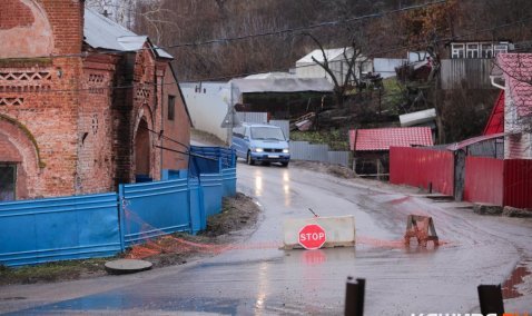 Участок дороги в Кашире-1 все еще перекрыт из-за работ