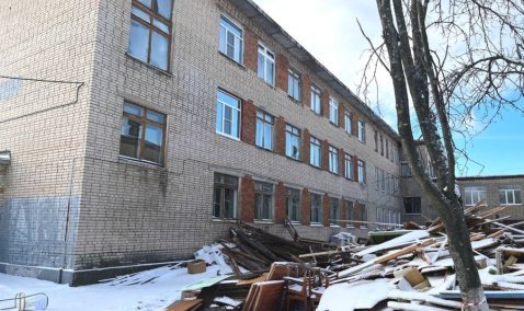 Учащихся школы в Ожерелье на время капремонта распределяют в другие учебные заведения