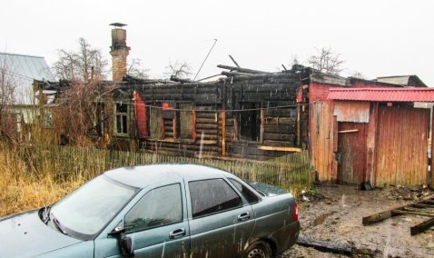 Причиной пожара в частном доме на 1-й Дзержинской мог стать поджог