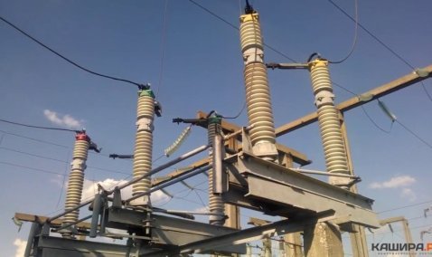 В Кашире ликвидируют аварии на сетях энерго и водоснабжения: без света и воды частично остались два микрорайона