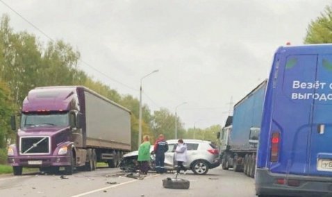 Автомобиль KIA Sportage попал в ДТП в деревне Лиды