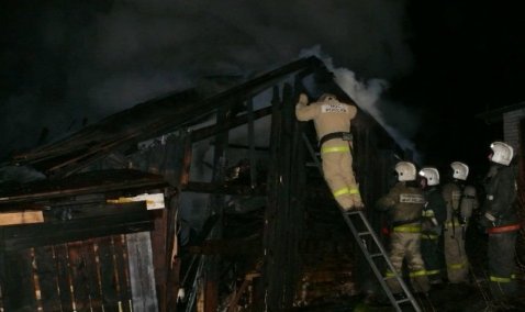 На территории промзоны в Кашире произошел пожар