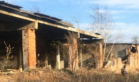 Под Каширой обрушилась кровля заброшенного здания: есть пострадавшие