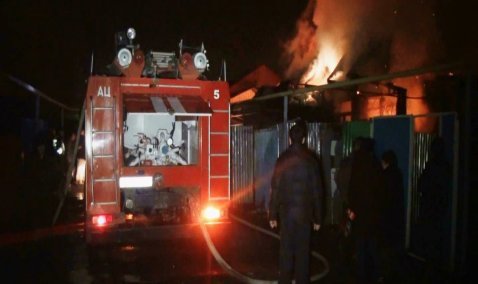 Прошлой ночью на улице Большой Красноармейской в Кашире-1 горел частный дом