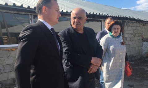 Глава каширского округа посетил семейное фермерское хозяйство