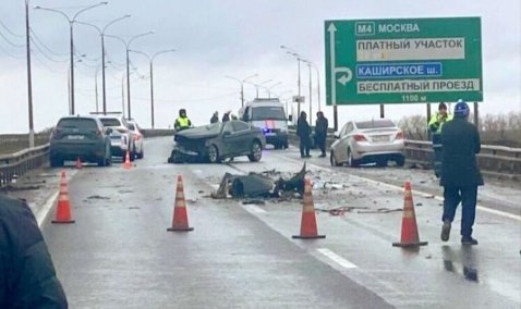 Трасса М-4 «Дон» перекрыта из-за смертельной аварии