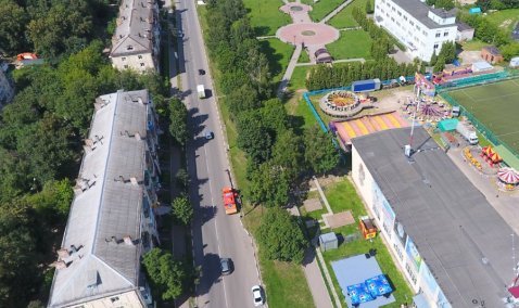 Коммунальщики в Кашире проверяют дома с помощью квадрокоптера