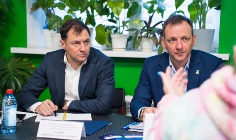 Экс-глава Николай Ханин вернулся в Каширу и поучаствовал в первом с момента ухода приеме жителей