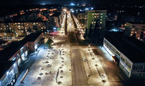 По светлому бульвару: новое освещение зажглось на пешеходной зоне улицы Садовой в Кашире