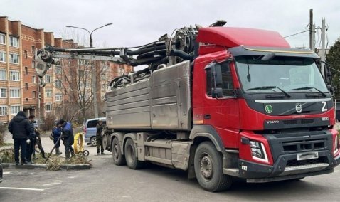 Подвал дома в Кашире-2 затопило канализацией из-за салфеток и наполнителя для кошачьего туалета