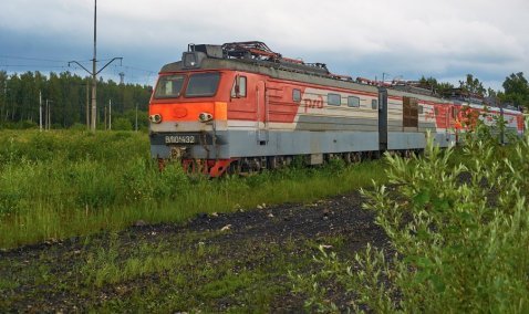 Мужчина погиб под колесами поезда на перегоне Ступино – Кашира