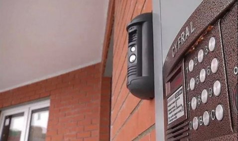 50-летний житель Новоселок украл уличную камеру видеонаблюдения, думая, что за ним следят