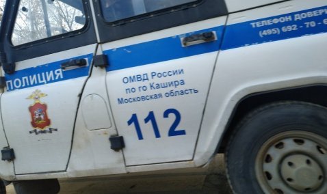 Каширянин убил топором мать, едва не зарубил брата и выпрыгнул в окно