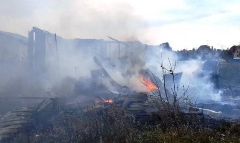 Около трех часов длилась ликвидация пожара в деревне у трассы «Каспий» под Каширой