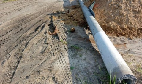 Госавтоинспекция разыскивает водителя автомобиля, сбившего опору электропередач у «Гофрона»