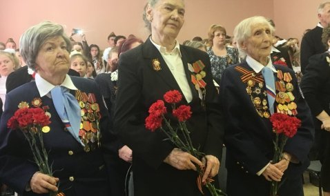 Ветераны в преддверии Великой Победы навестили школьников