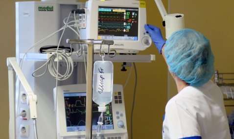 Ступинские врачи борются за жизнь 35-летней женщины, пострадавшей в ДТП в Кашире