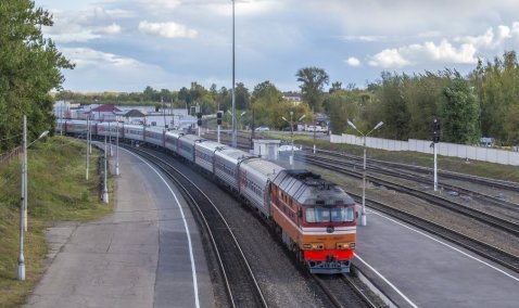 Более 270 миллионов рублей вложат в этом году в проект электрификации направления Ожерелье – Узловая – Ефремов – Елец