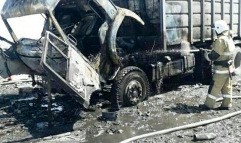 Мусоровоз горел на трассе в городском округе Кашира
