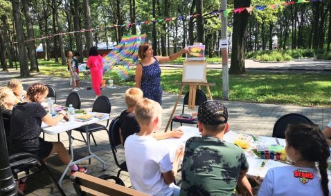 Игры, развлечения, концерт, фаер-шоу, фейерверк: 6 августа в Ожерелье отметят День железнодорожника