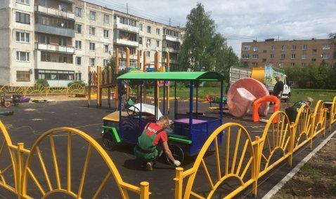 Новая детская площадка появилась в микрорайоне-3