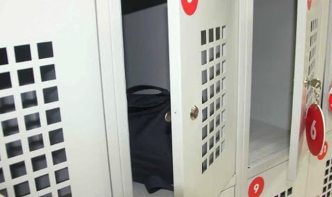 Росгвардейцы задержали 63-летнего мужчину за кражу вещей из камеры хранения в супермаркете Каширы-2