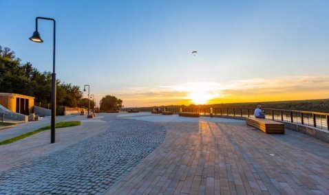 В областном Минблаге «обнаружили» на набережной в Кашире маяк, лодочную станцию, пирсы для купания и рыбалки