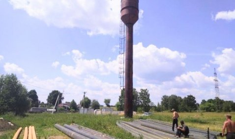 Подмосковная аварийная служба разбиралась с качеством водоснабжения деревни рядом с Каширой